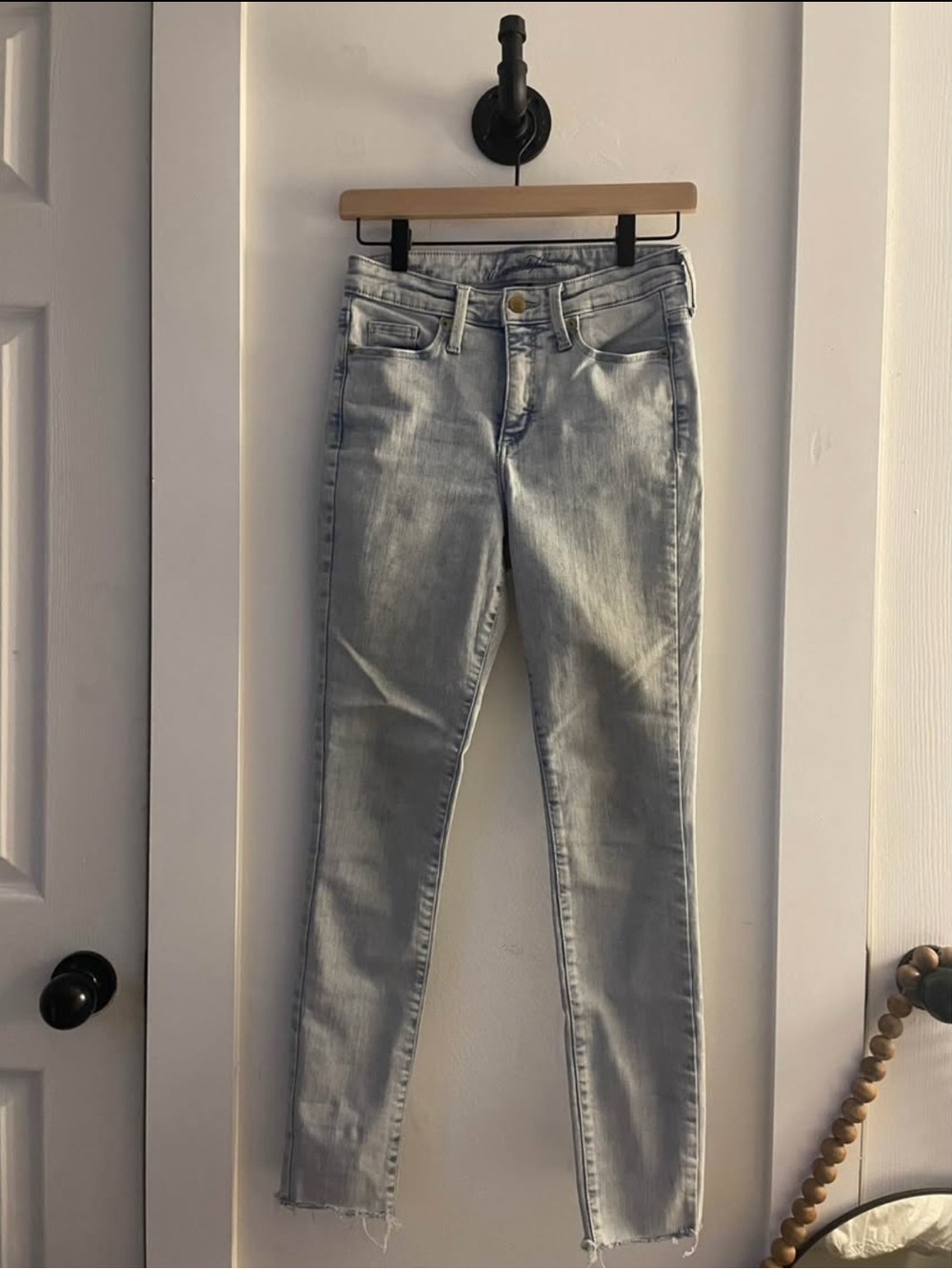 WOMENS SIZE 2 HIGH RISE SKINNY JEANS